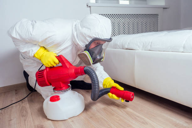 Best Exterminator Services  in Foster Brook, PA